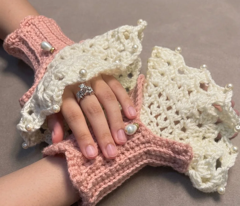Victorian Lace Gloves